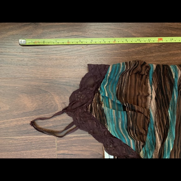 Laura sheer top - Picture 3 of 6